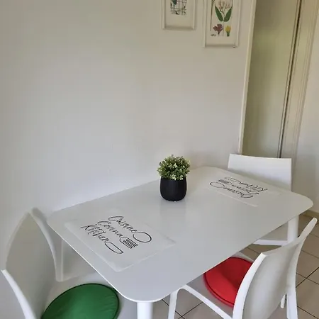 Apartament Tianri *